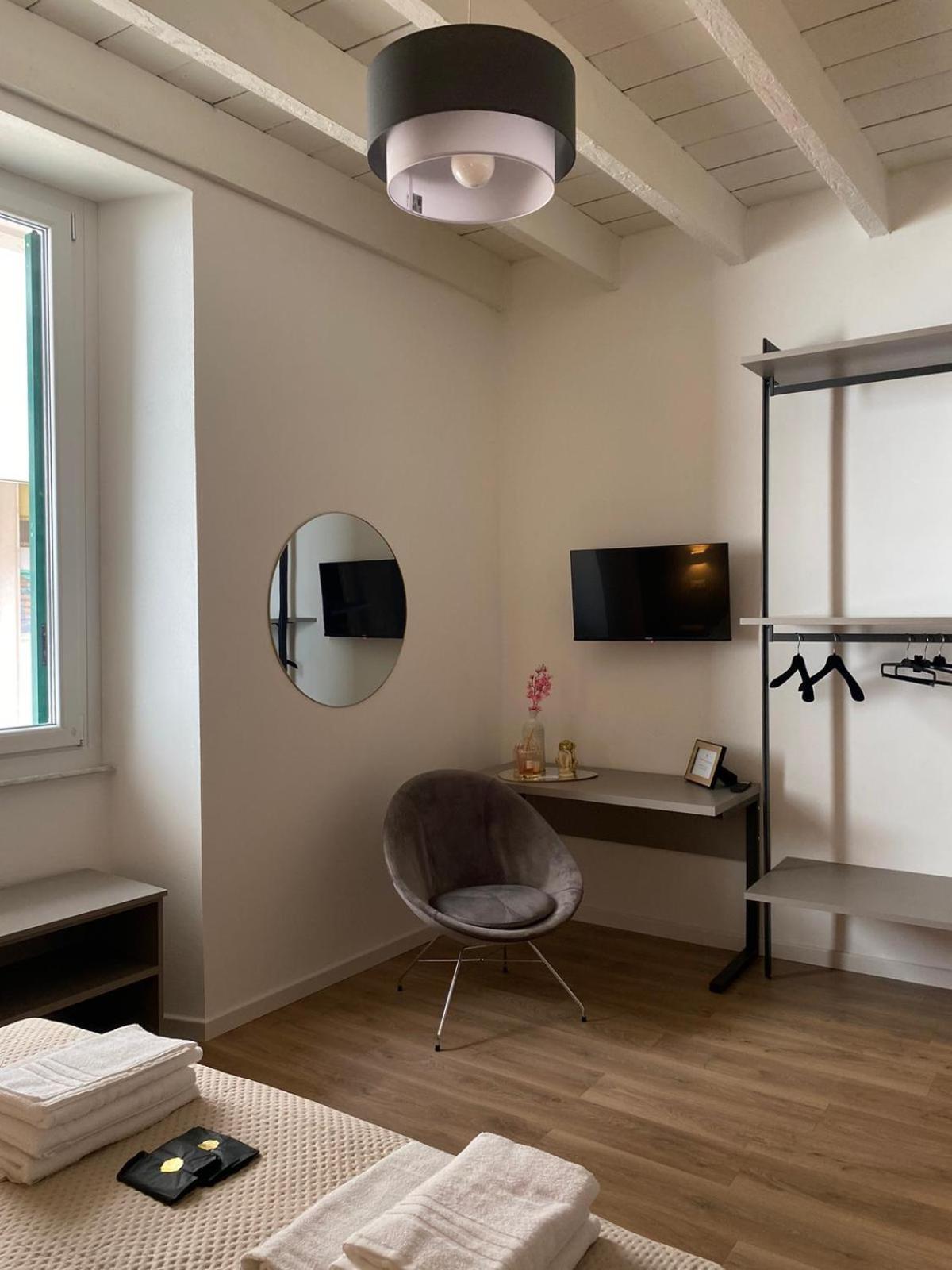 Indipendence Home La Spezia Zewnętrze zdjęcie